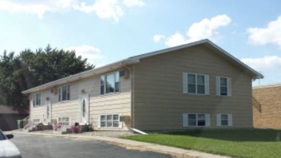 Deldona Apartments property